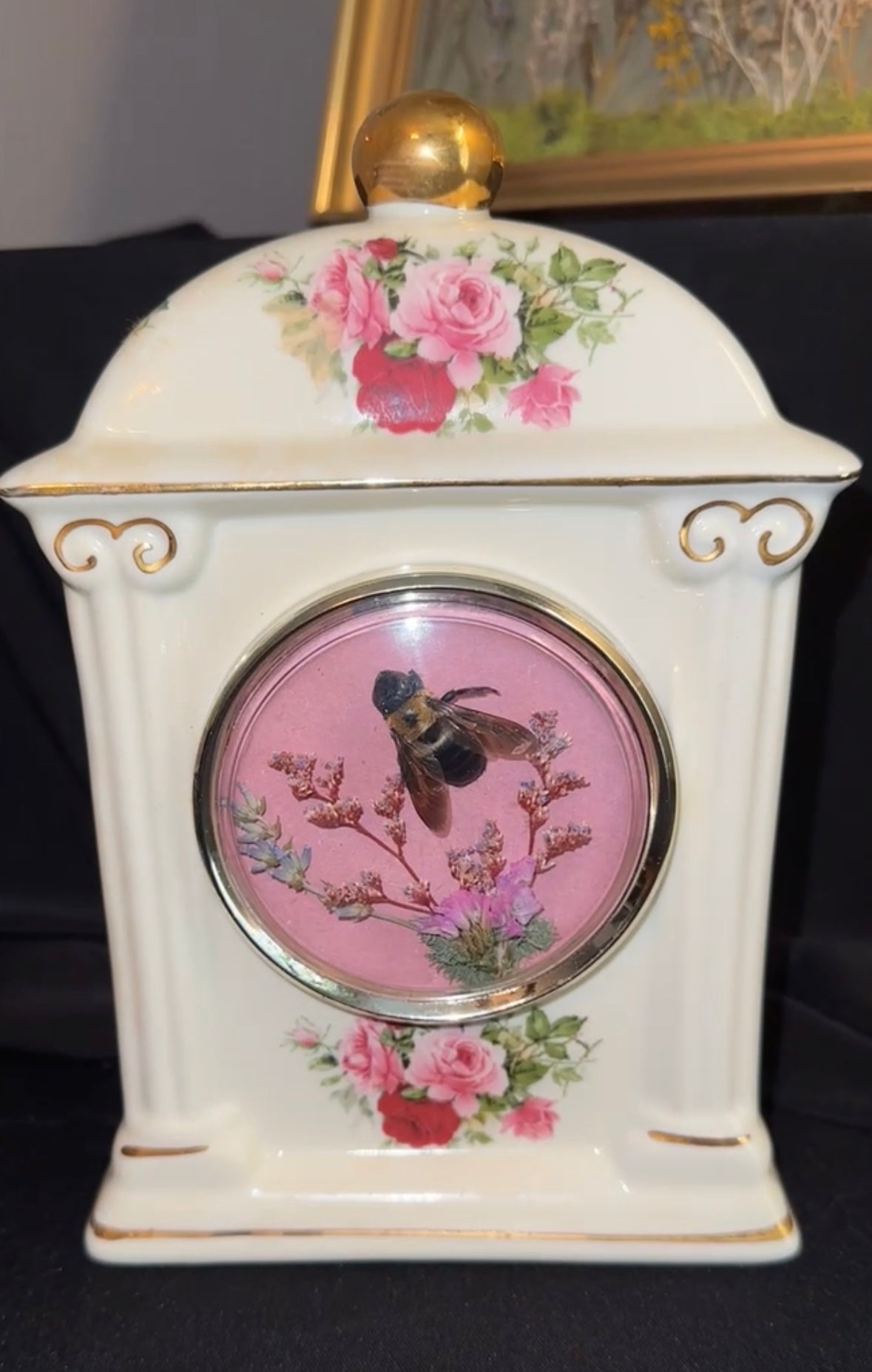 Porcelain Bee clock ￼